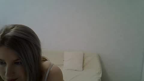 sarahphelps online show from April 8, 9:09 am