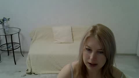 Snapshot of sarahphelps chatting on April 26, 9:56 pm sarahphelps online show from April 26, 9:56 pm
