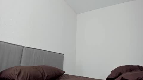 Snapshot of sarahphyllis chatting on December 21, 2:09 am sarahphyllis online show from December 21, 2:09 am