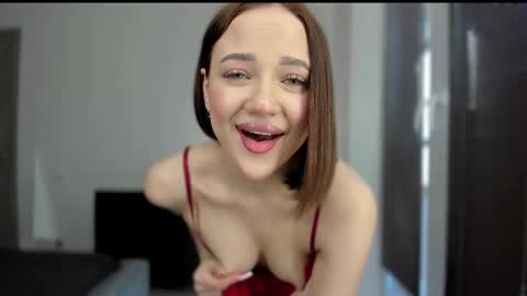 Snapshot of sarahphyllis chatting on February 12, 6:29 am sarahphyllis online show from February 12, 6:29 am