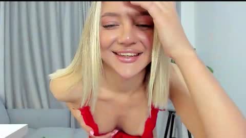 Snapshot of sarahphyllis chatting on September 9, 7:46 pm sarahphyllis online show from September 9, 7:46 pm