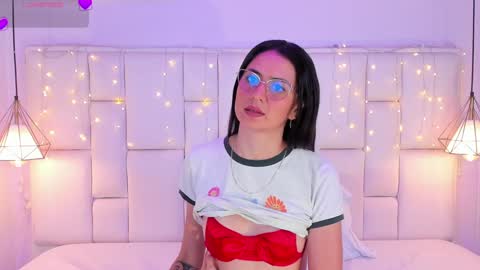 SARAH online show from February 3, 11:42 am