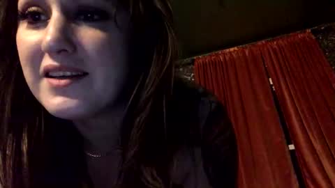 Snapshot of sarahsweetie17 chatting on October 20, 4:24 am sarahsweetie17 online show from October 20, 4:24 am