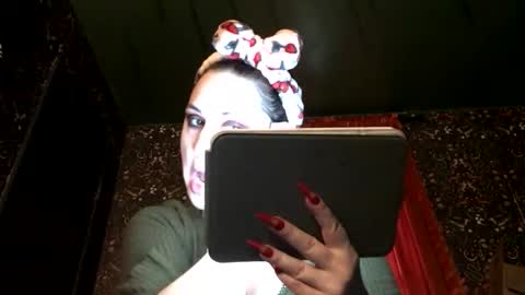 Snapshot of sarahsweetie17 chatting on October 21, 8:20 pm sarahsweetie17 online show from October 21, 8:20 pm