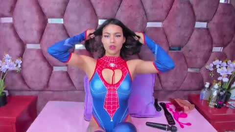 Snapshot of saraloveee_ chatting on February 23, 3:02 am Sarita  online show from February 23, 3:02 am