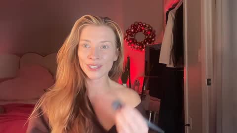 Back from Vacay  Follow for more here  online show from October 21, 3:29 am