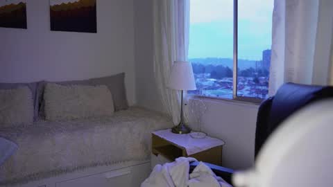 Snapshot of saraparisi_ chatting on October 22, 10:42 pm Sara online show from October 22, 10:42 pm