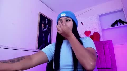 Snapshot of sarastonesx chatting on September 26, 3:43 am sarastonesx online show from September 26, 3:43 am