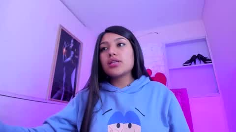 Snapshot of sarastonesx chatting on October 9, 6:44 am sarastonesx online show from October 9, 6:44 am