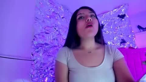 Snapshot of sarastonesx chatting on November 27, 11:07 pm sarastonesx online show from November 27, 11:07 pm