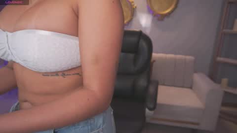 Sara Winstone online show from February 13, 12:45 pm