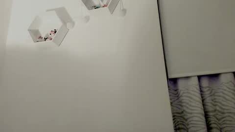 Saray  online show from February 17, 4:09 am