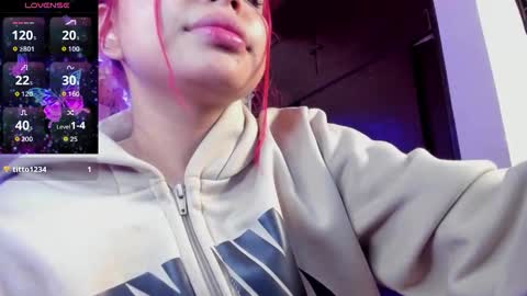 saray__jones online show from September 16, 1:06 am