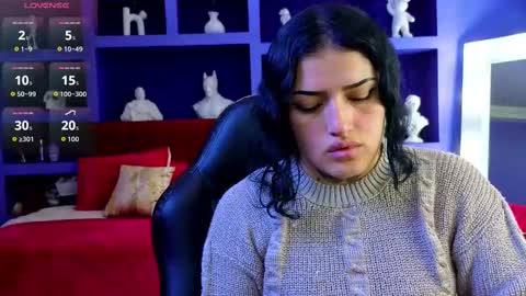 Sari  online show from September 19, 8:31 pm