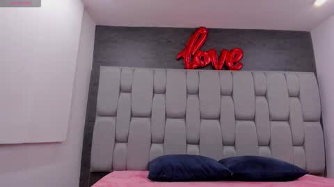 Snapshot of sarita_hornny chatting on February 14, 3:25 am Sarita online show from February 14, 3:25 am