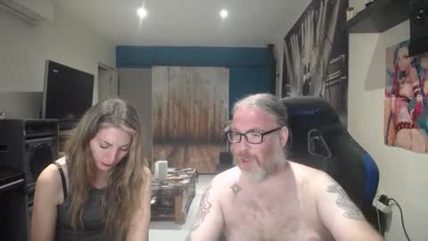 Snapshot of saruandjay chatting on September 29, 7:51 pm Giselle and Jay online show from September 29, 7:51 pm