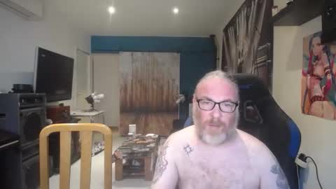 Snapshot of saruandjay chatting on September 30, 7:57 am Giselle and Jay online show from September 30, 7:57 am