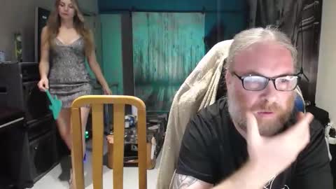 Snapshot of saruandjay chatting on October 6, 3:15 am Giselle and Jay online show from October 6, 3:15 am