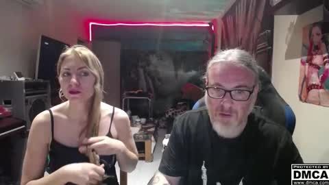 Snapshot of saruandjay chatting on November 17, 6:30 am Giselle and Jay online show from November 17, 6:30 am