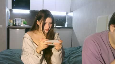 sasakyra online show from December 1, 10:21 pm