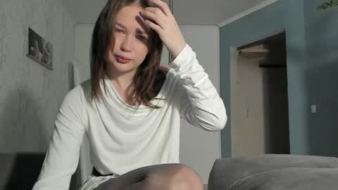 Snapshot of sasha_bell_ chatting on January 20, 3:37 am Sasha online show from January 20, 3:37 am