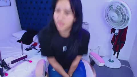 Sasha online show from December 3, 3:14 am