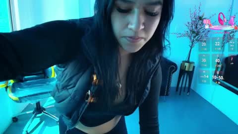 Sasha online show from April 2, 7:11 pm