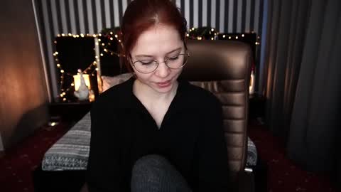 Snapshot of sasha_exclusive chatting on January 2, 9:11 am Sasha Exclusive online show from January 2, 9:11 am