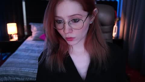Snapshot of sasha_exclusive chatting on January 16, 10:21 am Sasha Exclusive online show from January 16, 10:21 am