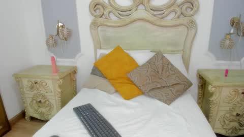 Snapshot of sasha_smith8 chatting on March 4, 5:41 pm sasha smith8 online show from March 4, 5:41 pm