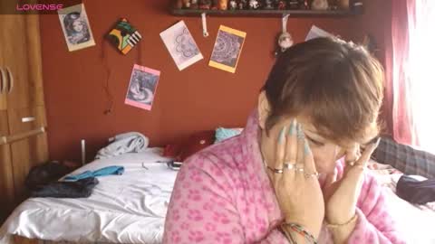 S A S H A R O S E online show from October 9, 12:14 pm