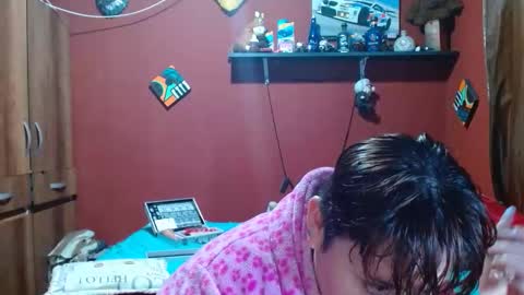 S A S H A R O S E online show from March 16, 11:58 am