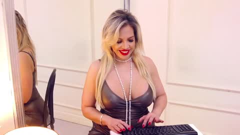 Sasha online show from December 28, 4:19 am