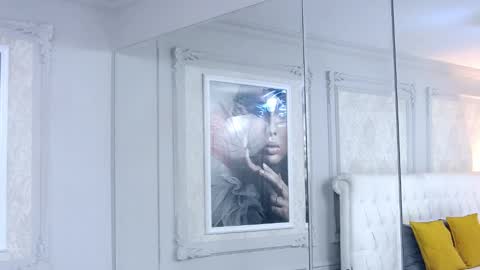 Sasha online show from October 6, 1:30 pm