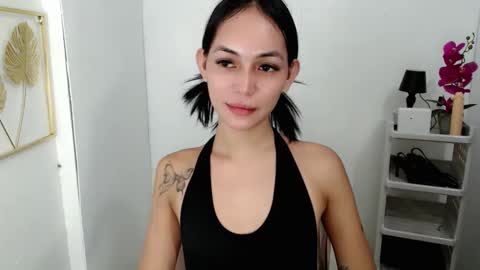 Snapshot of sashifoxdoll_ chatting on December 3, 9:46 pm Sashi online show from December 3, 9:46 pm