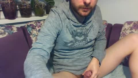 Snapshot of sasko877 chatting on December 1, 8:20 pm sasko877 online show from December 1, 8:20 pm