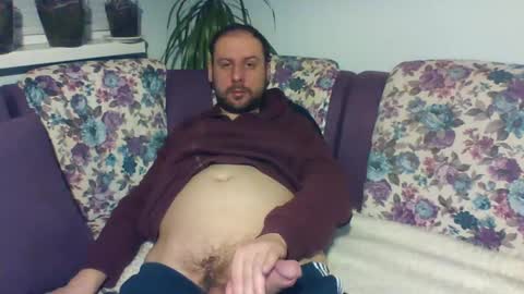 Snapshot of sasko877 chatting on February 15, 12:26 am sasko877 online show from February 15, 12:26 am