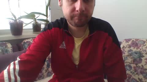 Snapshot of sasko877 chatting on March 3, 12:16 pm sasko877 online show from March 3, 12:16 pm