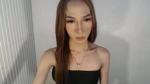 Snapshot of sassy_slut18 chatting on December 2, 6:30 am sassy_slut18 online show from December 2, 6:30 am