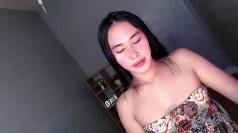 Snapshot of sassy_stella chatting on February 26, 5:53 am sassy_stella online show from February 26, 5:53 am