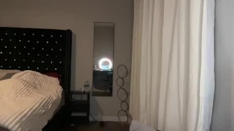 MazyMay333 online show from March 5, 7:05 am