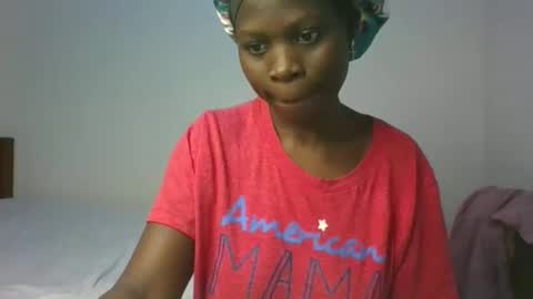 Snapshot of sassytannia chatting on February 27, 12:32 am sassytannia online show from February 27, 12:32 am