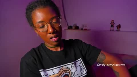 saturno_vibes online show from October 13, 7:41 am