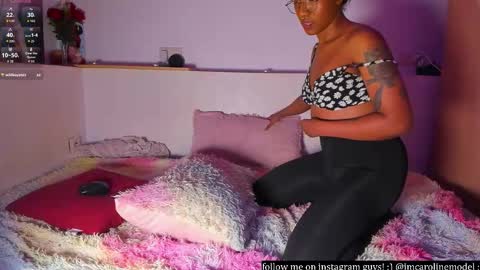 saturno_vibes online show from November 12, 9:53 am