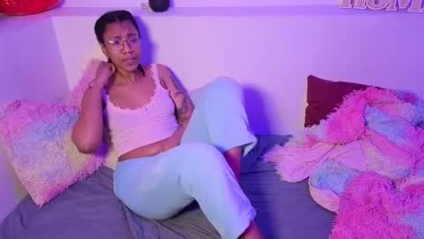 saturno_vibes online show from February 19, 7:59 am