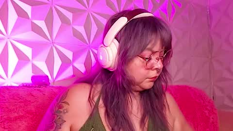 Gina George online show from October 24, 2:08 am