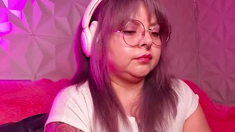 Gina George online show from October 26, 1:33 am