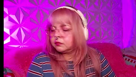 Gina George online show from January 15, 2:05 am