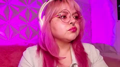 Gina George online show from February 22, 9:57 pm