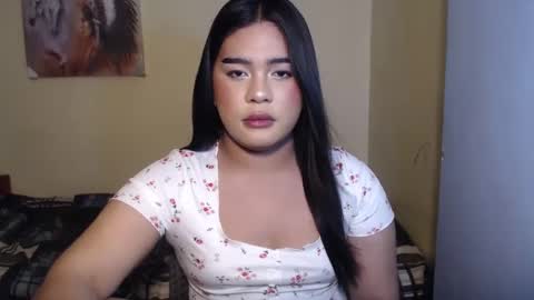 Snapshot of saucey_rhed chatting on March 10, 10:45 pm RHED online show from March 10, 10:45 pm